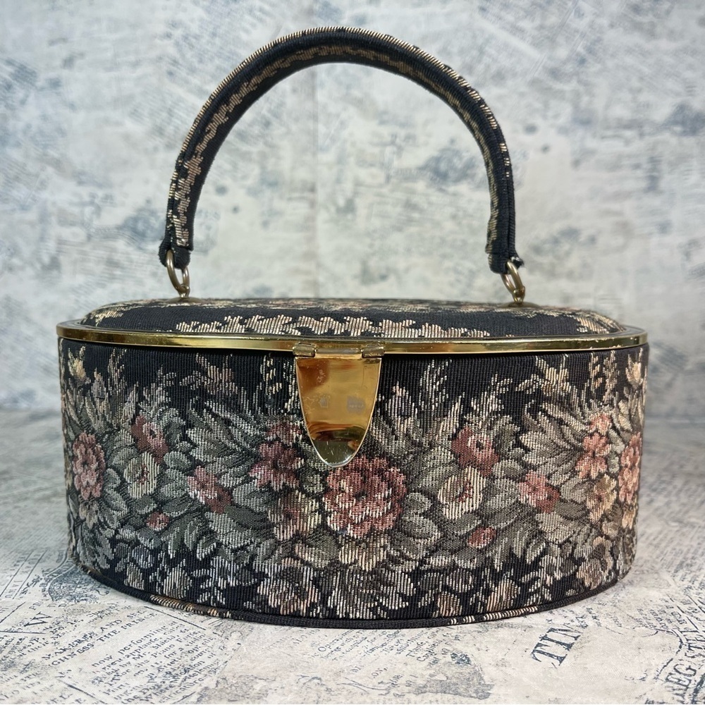 Bienen-Davis vintage makeup travel case Tapestry Brocade Fabric